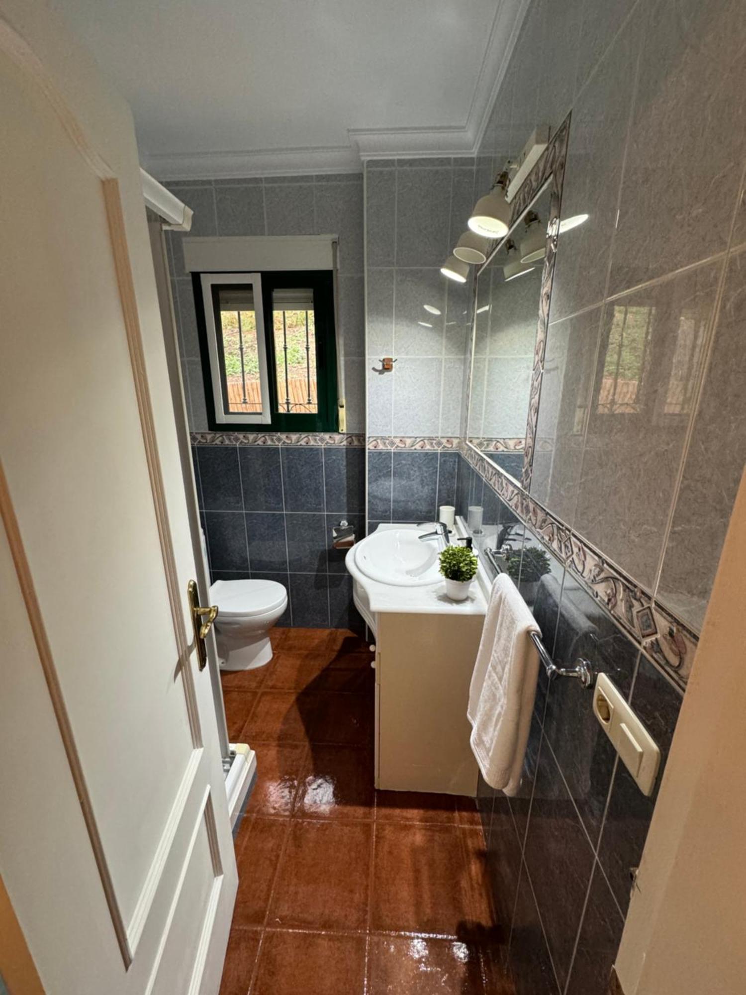 Villa En Frigiliana Con Piscina, Jacuzzi Y Espectaculares Vistas Bagian luar foto